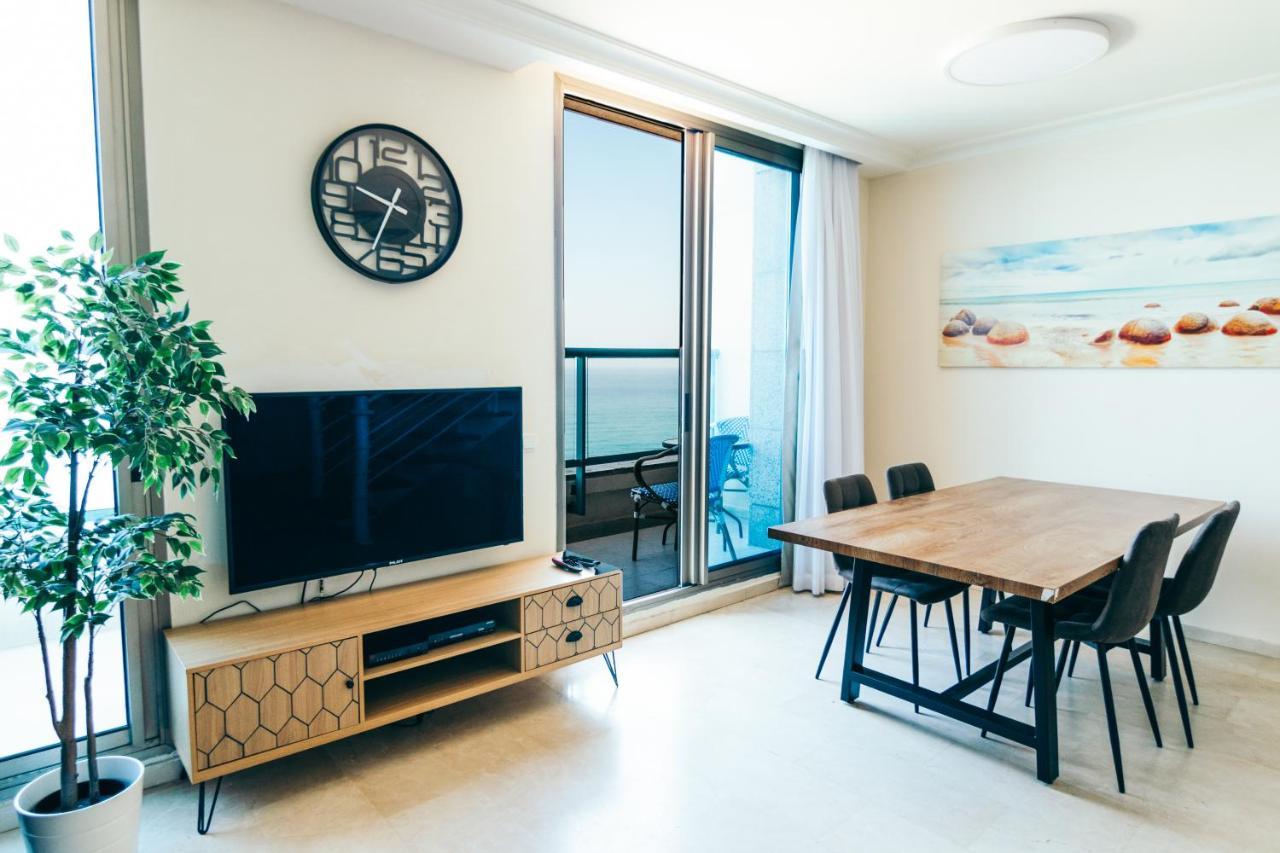 Almog Beach Apartments מגדלי חוף הכרמל חיפה Exterior foto