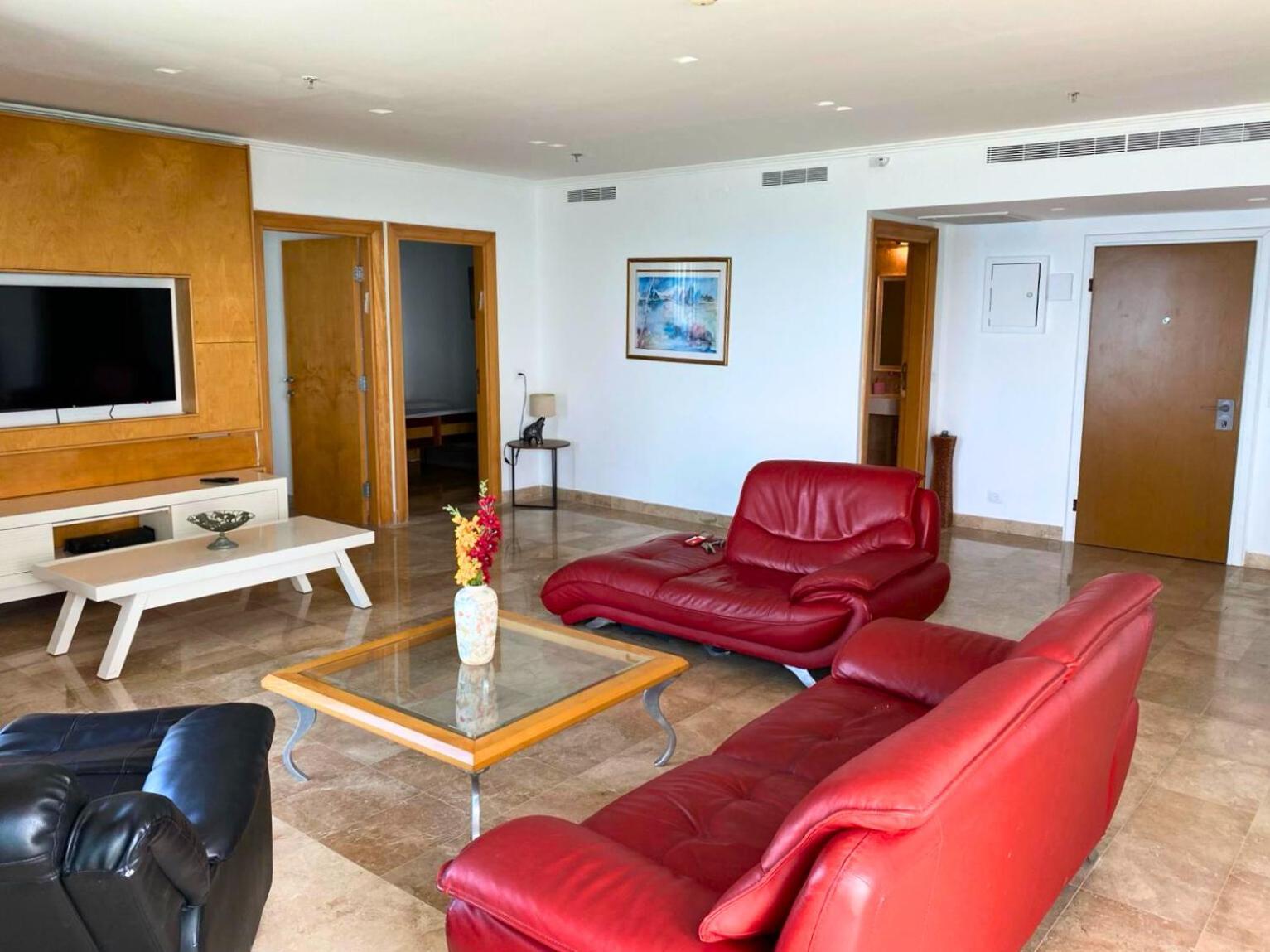 Almog Beach Apartments מגדלי חוף הכרמל חיפה Exterior foto