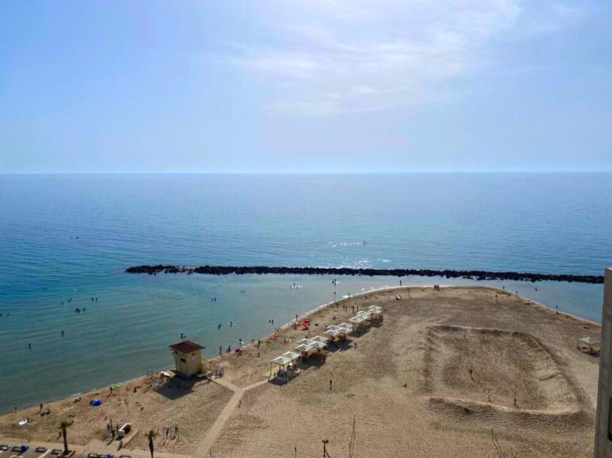 Almog Beach Apartments מגדלי חוף הכרמל חיפה Exterior foto